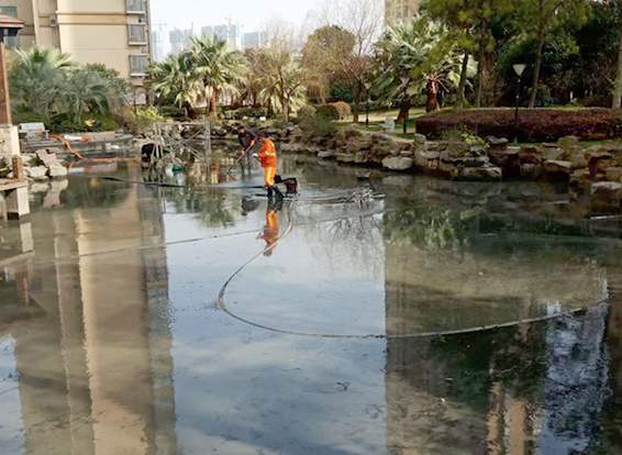 耿马景观池淤泥清理